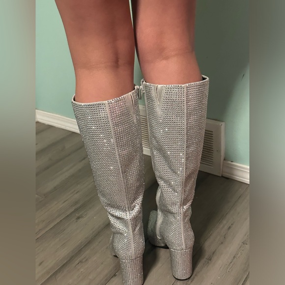 Knee High Sparkly boots - Picture 2 of 7